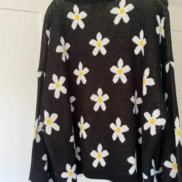Altar'd State Black and White Daisy Poet Sweater - Picture 6 of 6
